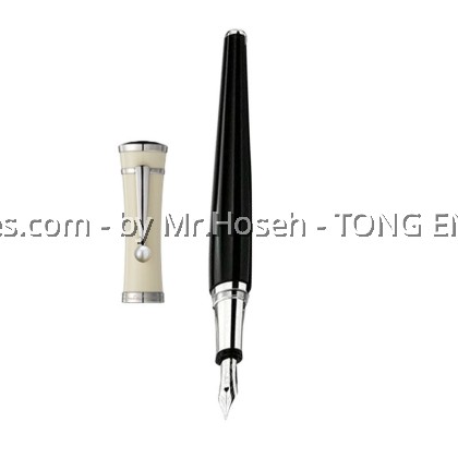Montblanc Special Edition Greta Garbo Fountain Pen Black And Cream 36120