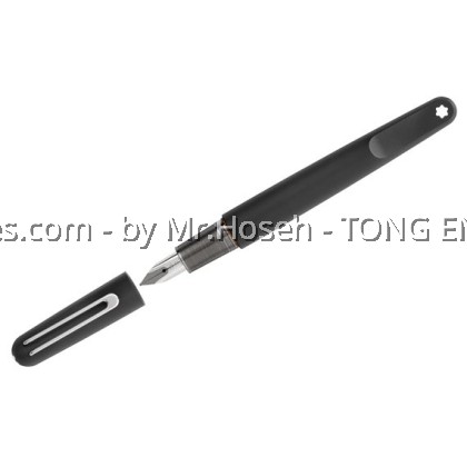 MONTBLANC M ULTRA BLACK FOUNTAIN PEN 116562