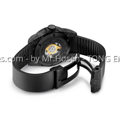 Titoni COSC-certified Seascoper 600 CarbonTech 83600 C-RA-256 Titoni COSC-certified Seascoper 600 CarbonTech 83600 C-RA-256