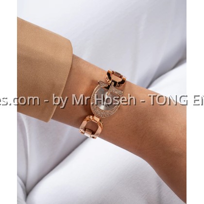 GUESS Ladies Rose Gold Tone Analog Watch 22.2mm GW0683L3 GUESS Ladies Rose Gold Tone Analog Watch 22.2mm GW0683L3