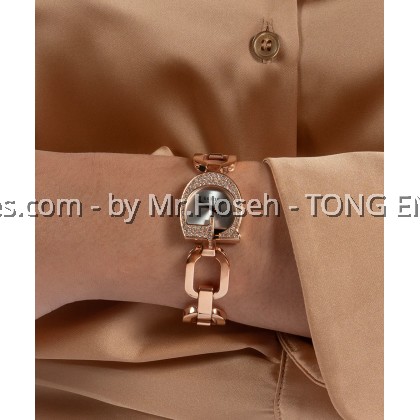 GUESS Ladies Rose Gold Tone Analog Watch 22.2mm GW0683L3 GUESS Ladies Rose Gold Tone Analog Watch 22.2mm GW0683L3