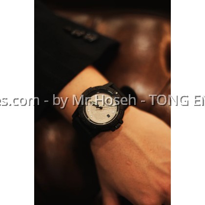 Luminox x Phynstudio - 0321.PHYN.N Limited Edition