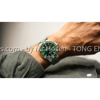 ORIS AQUIS DATE 01 733 7789 4157-07 4 23 37FC