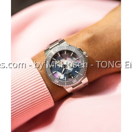 Oris Aquis Date Upcycle 43.5mm 01 733 7789 4150-07 8 23 04PEB