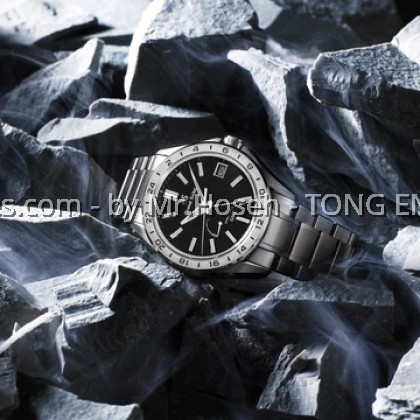 Grand Seiko Evolution 9 Collection SBGE283G GMT Titanium 9R Spring Drive Grand Seiko Evolution 9 Collection SBGE283G GMT Titanium 9R Spring Drive
