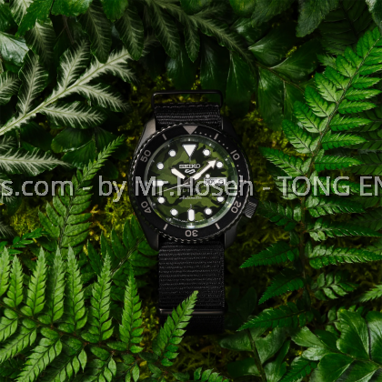 Seiko 5 Sport Superman Street Sense Style Camouflage SRPJ37K1 Seiko 5 Sport Superman Street Sense Style Camouflage SRPJ37K1