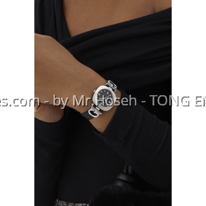 GUESS Ladies Black Silver Tone Analog 28mm Watch GW0938L1 GUESS Ladies Black Silver Tone Analog 28mm Watch GW0938L1