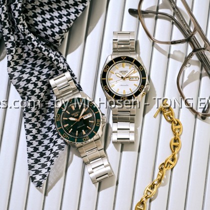 Seiko 5 Sports SKX in 'Formal White' HDB004K1